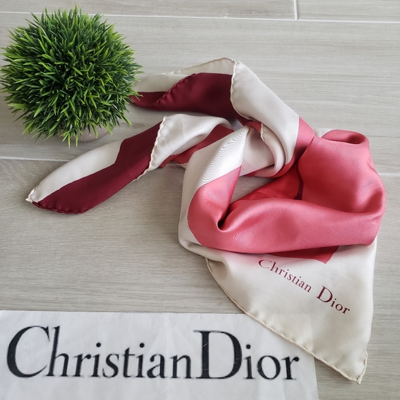 DIOR - Scarf - Picture 4 of 9